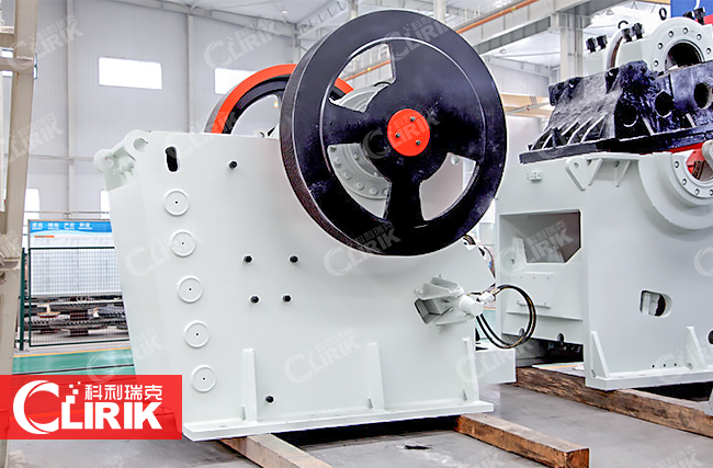 選擇科利瑞克石頭破碎機廠家，用心指導您砂石料生產